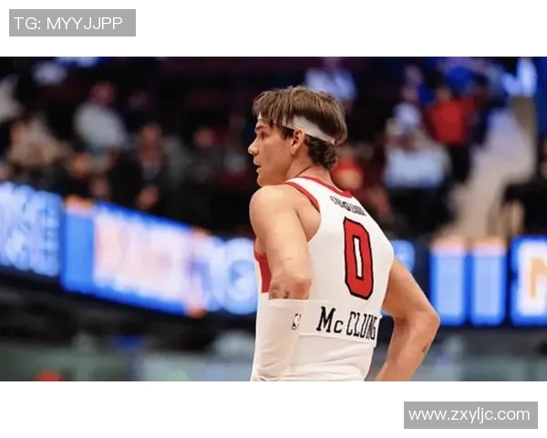 美记：公牛与麦克朗签下了一份双向合同，他已随队前往多伦多