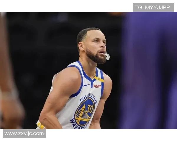 这么开心！勇士赢球海报：封面为库里和小佩顿大笑庆祝